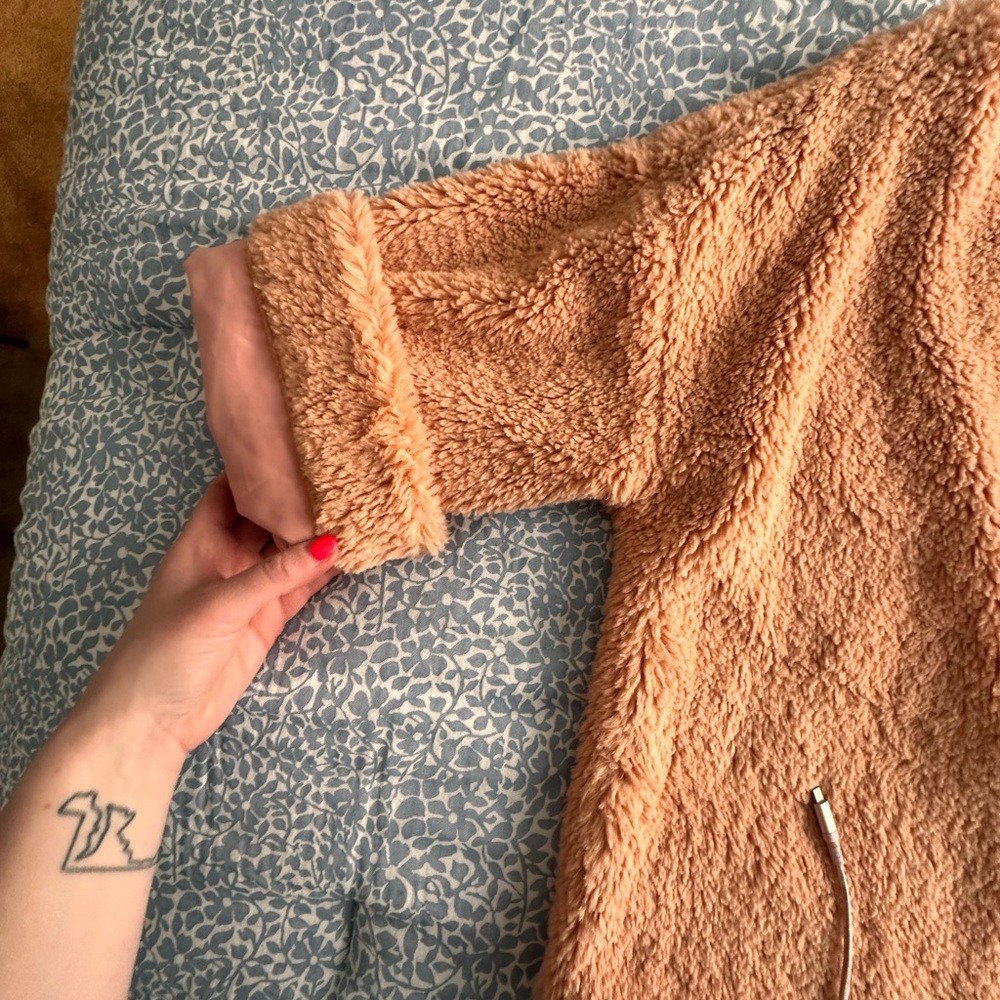 Never worn - salmon faux fur sweater from Madewell!